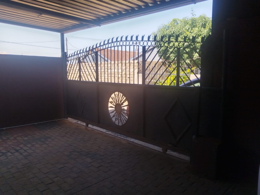 3 Bedroom Property for Sale in Lebanon North West
